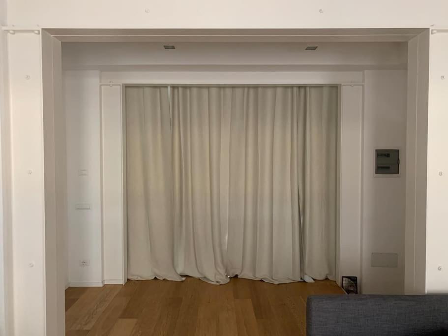 Interno4Home: In Centro Storico Con Posto Auto แฟร์รารา ภายนอก รูปภาพ