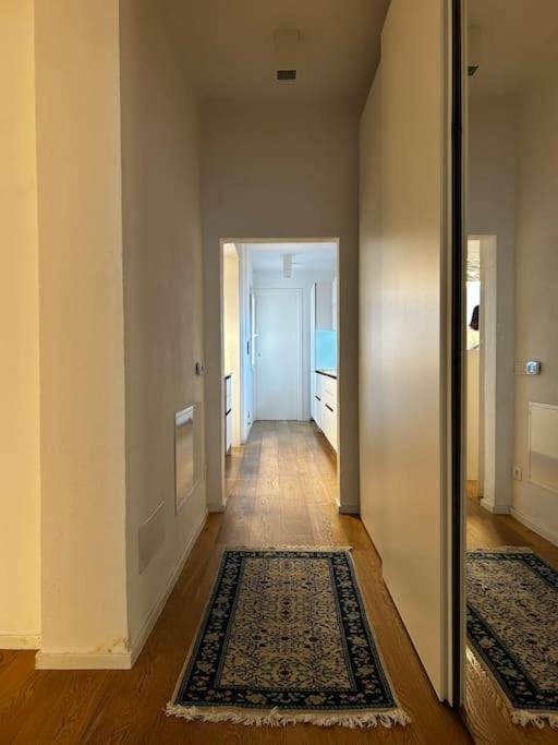 Interno4Home: In Centro Storico Con Posto Auto แฟร์รารา ภายนอก รูปภาพ