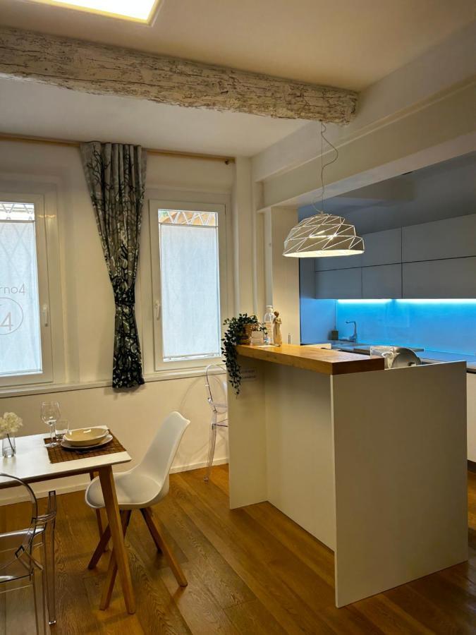 Interno4Home: In Centro Storico Con Posto Auto แฟร์รารา ภายนอก รูปภาพ